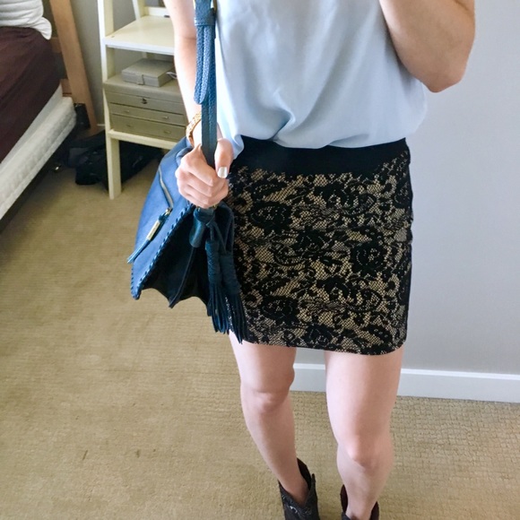 Black Velvet Lace & Cream Mini Skirt - Picture 4 of 8